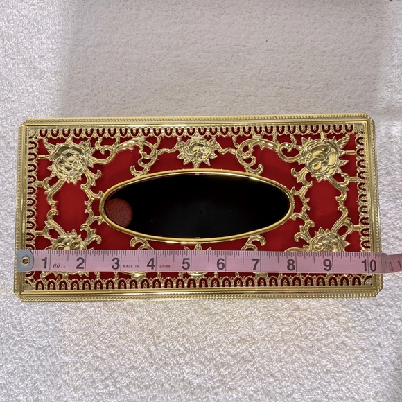 Vintage Elegant Ornate Red Velvet Gold Tone Plastic Tissue Box Cover - Picture 3 of 11